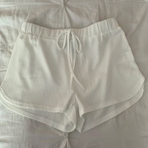 Trendy White Short Shorts